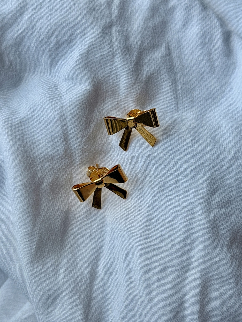 Delicate Bow 18k Gold Plated Earrings